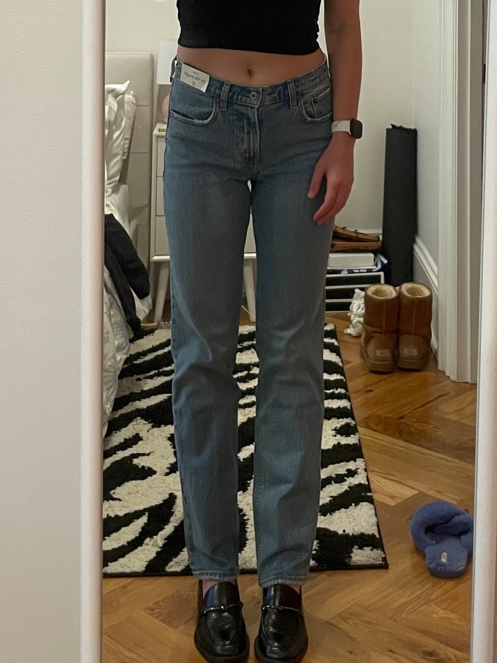 Abercrombie Long 90s Straight Mid-Rise Light/Medium Wash Jeans